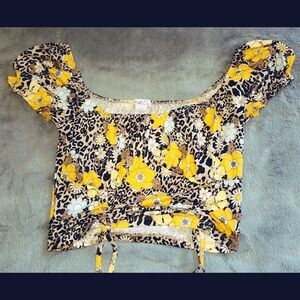 Rue21 Yellow and Black Floral Puff Sleeve Blouse